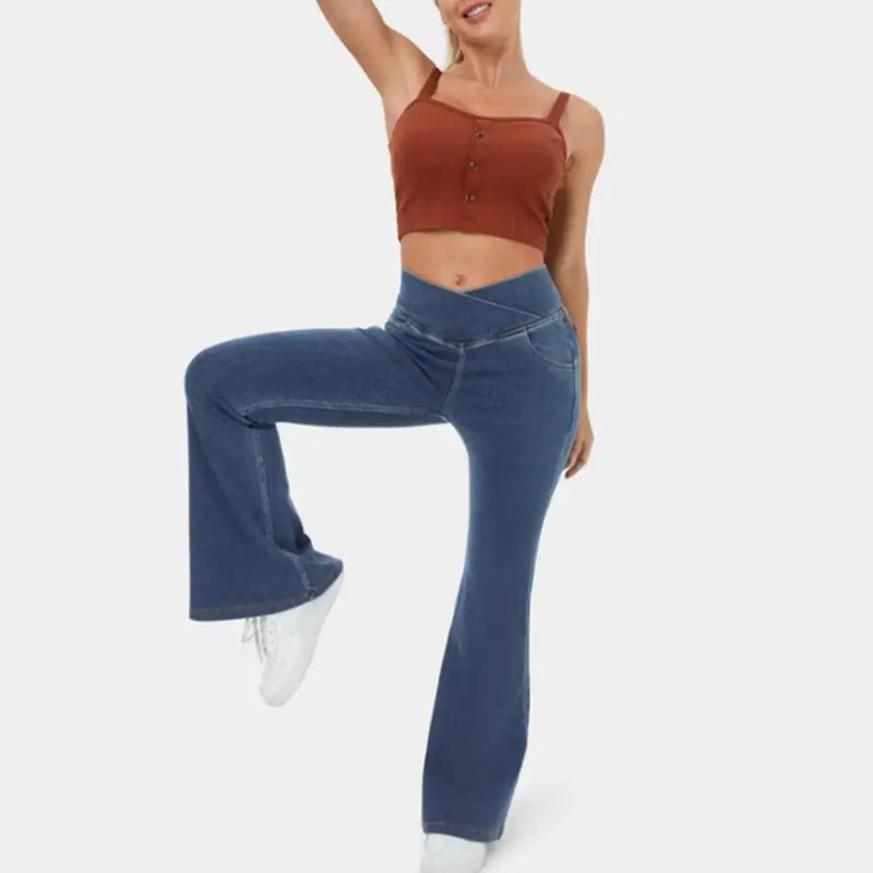 Calça Leg Jeans Cintura Alta Cruzada